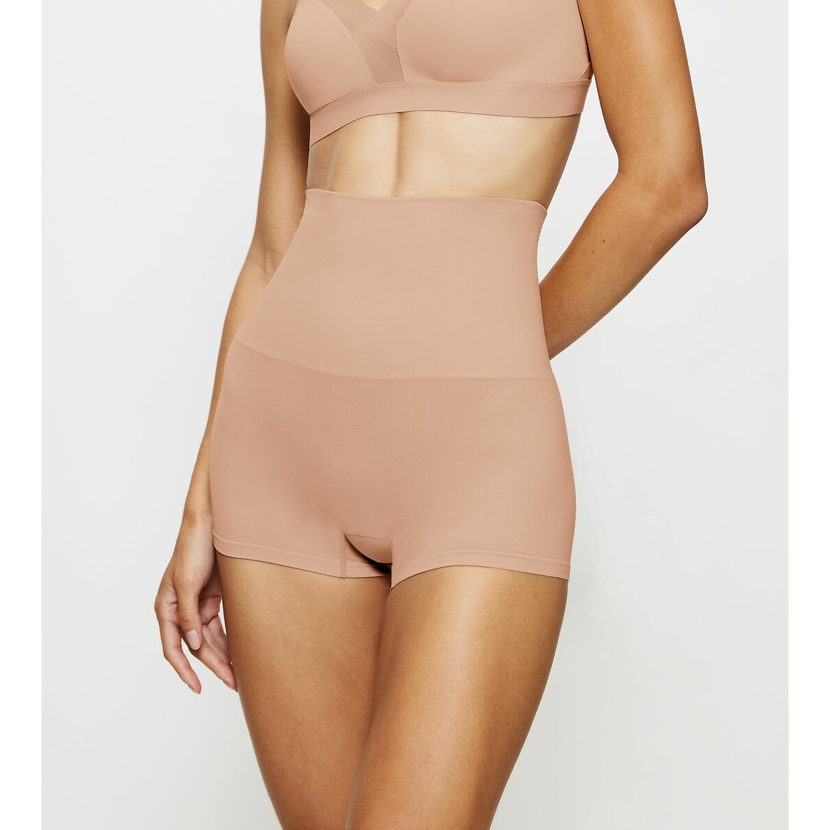 Triumph Soft Sculpt Shorts Women's Beige Size 16