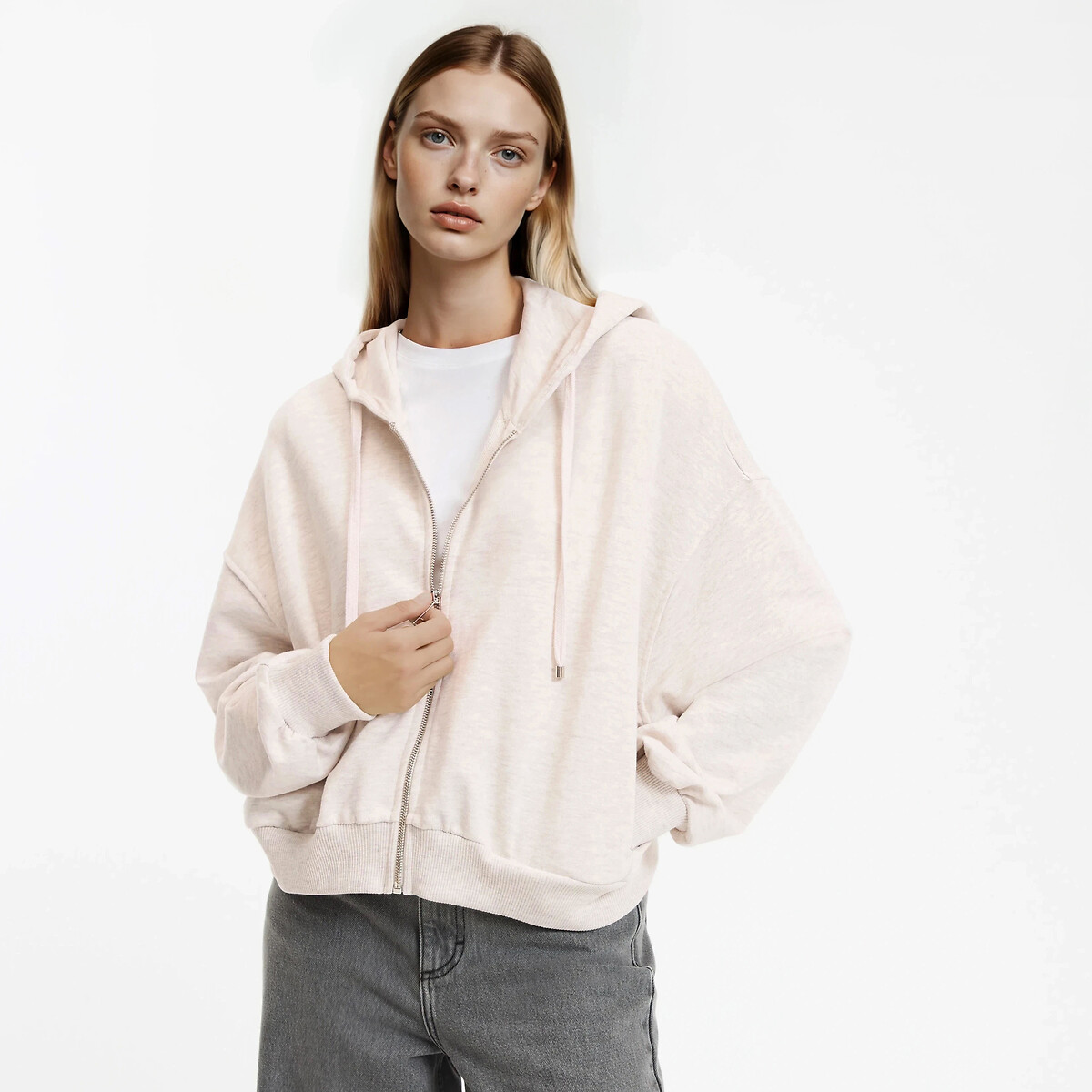 Sweat court zippé, à capuche