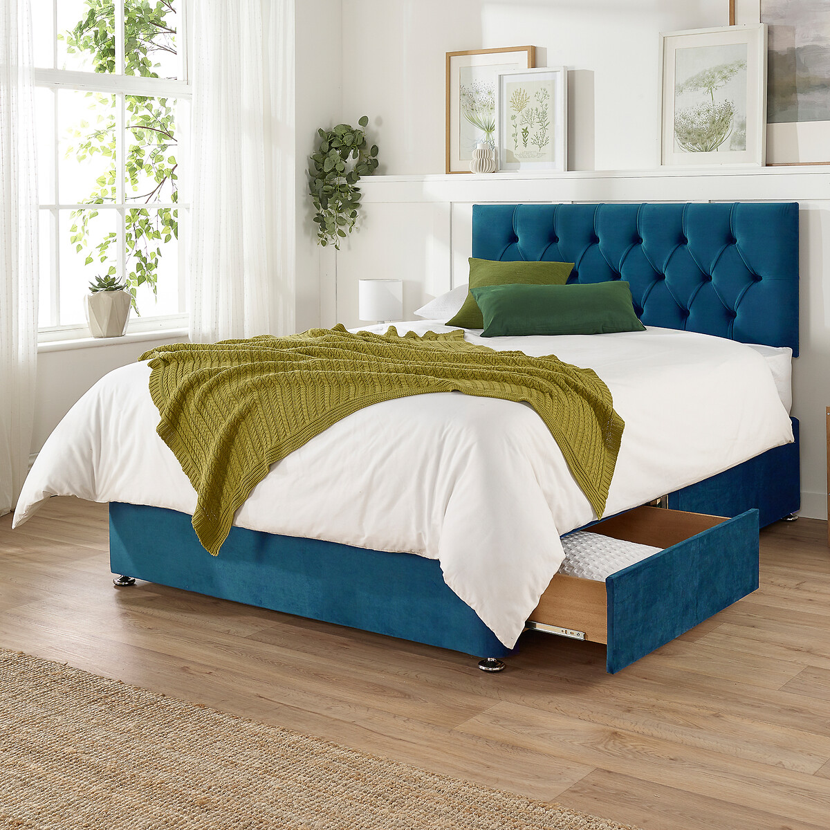 Aspire Unisex Navy Olivier Velvet Divan Bed With 2 Drawers Extra Small