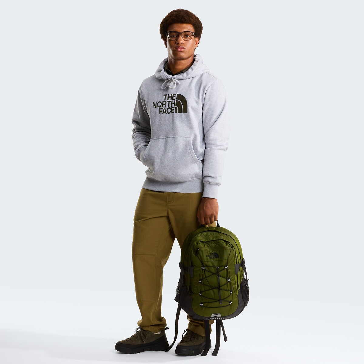 The North Face Men's Drew Peak Hoodie: : Light Grey Heather/New Taupe Green Large - Outdoor Action - Image 4