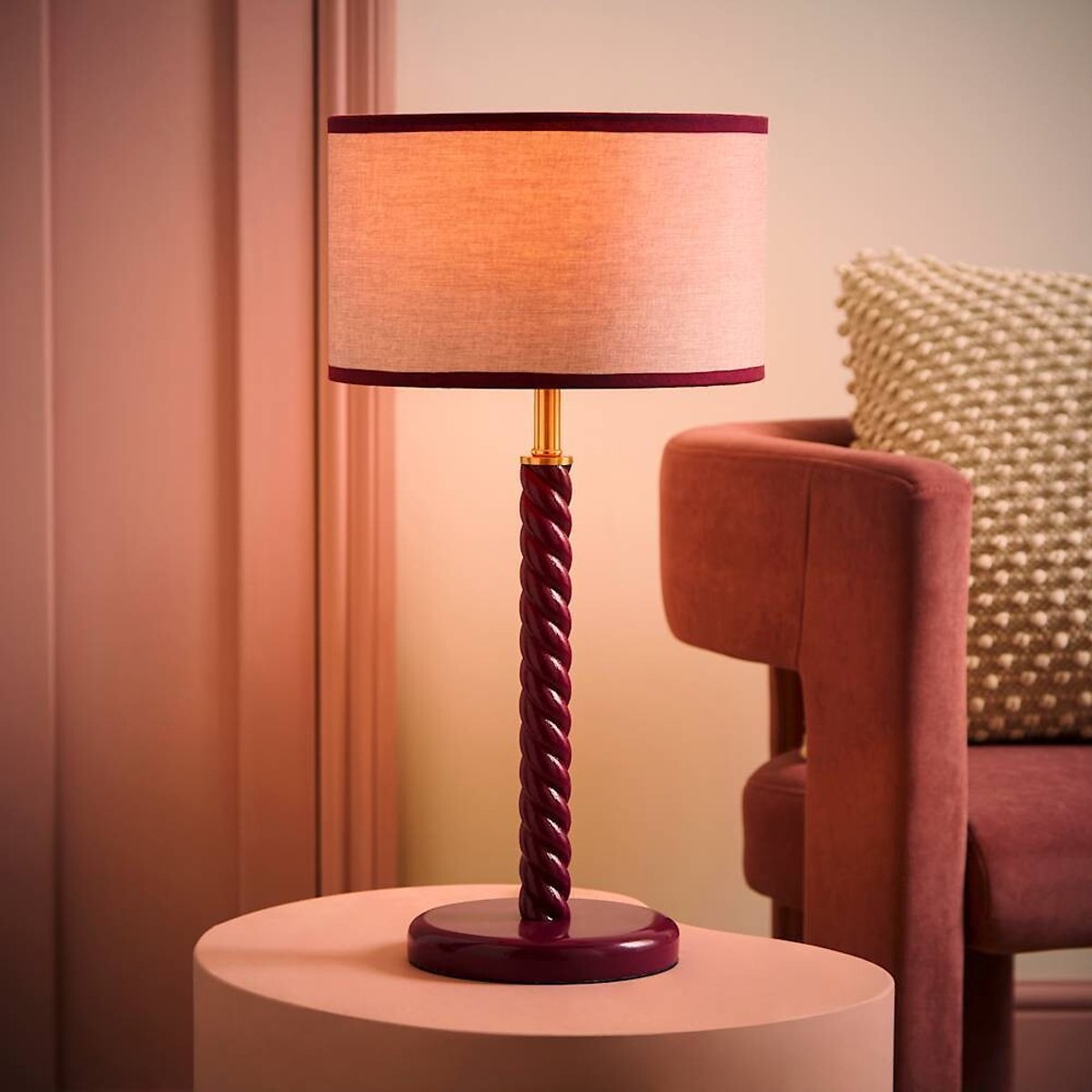 Valuelights Amara Pink Twist Table Lamp - Kiara Colour Match Shade - Pink - Image 3