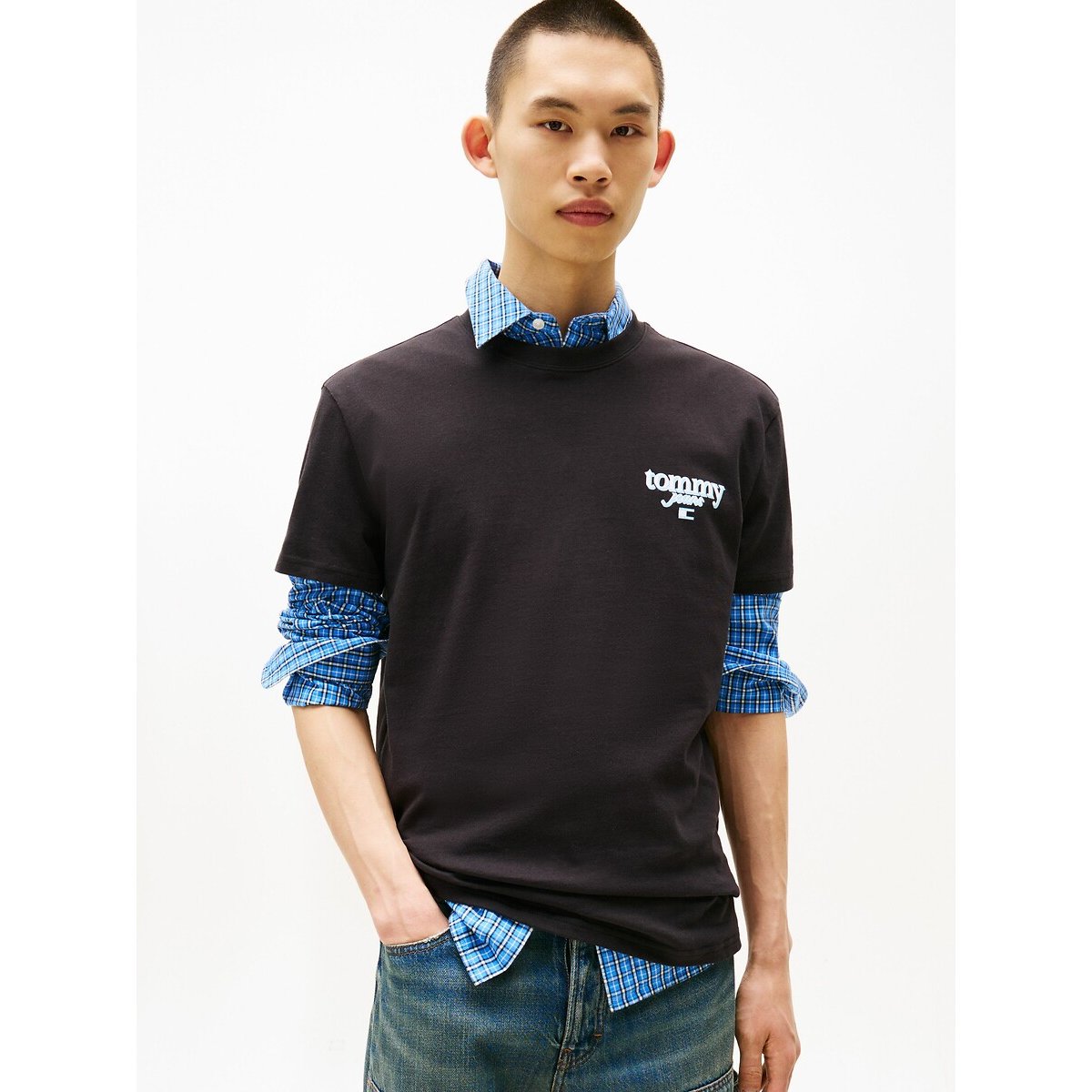 Tommy Jeans Men's Black Regular Signature T-Shirt Large