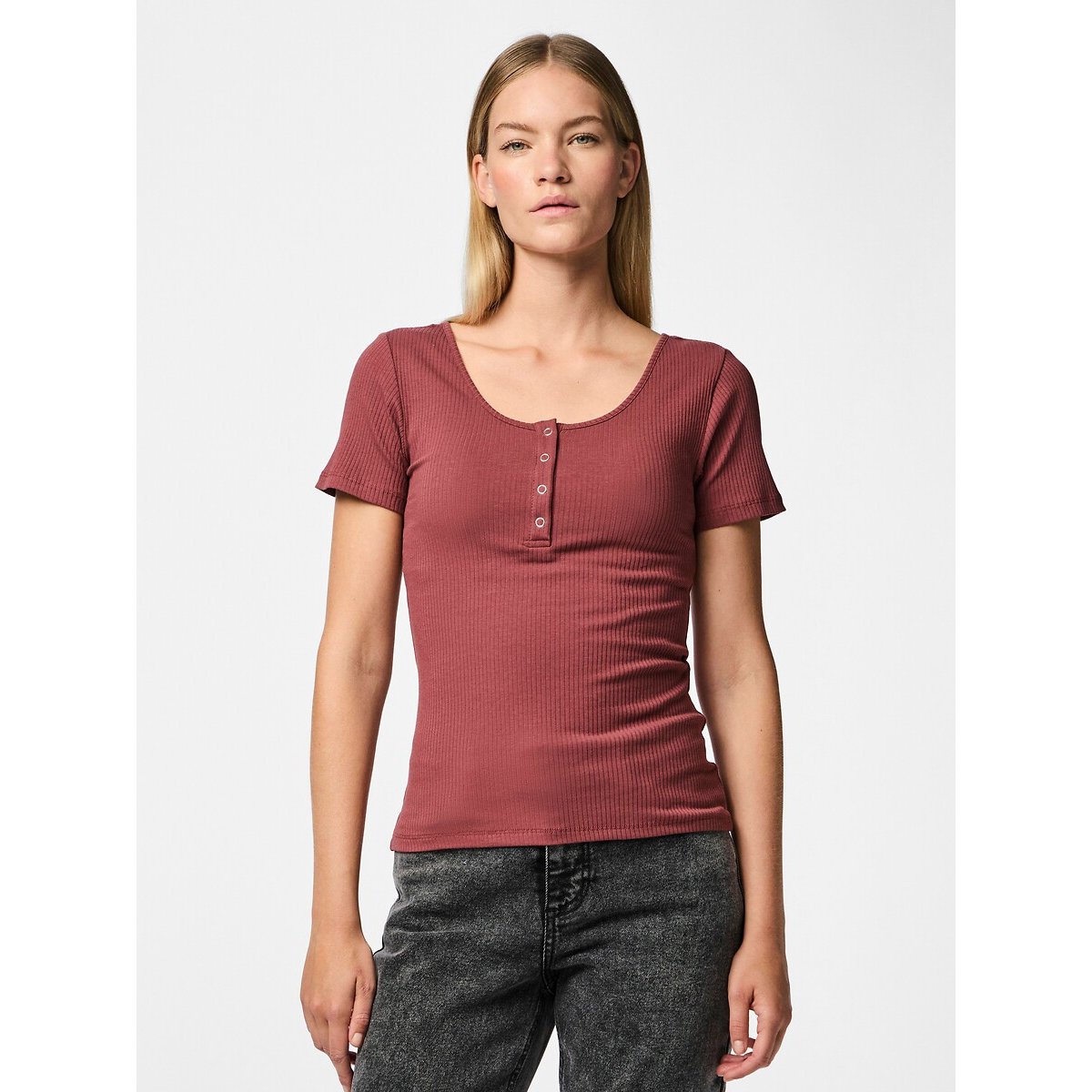 Pieces T-shirt Met Knoopsluiting