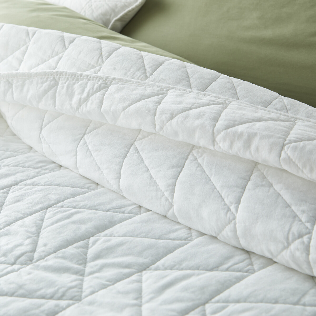 Couvre Lit Boutis Matelassé Coton Zig Zag Scenario — vue 3