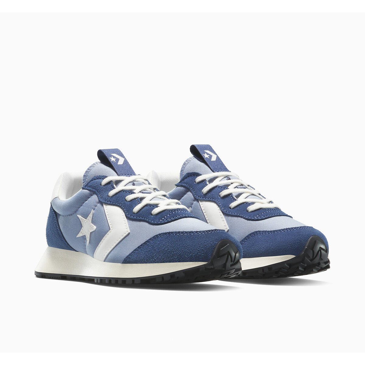 Converse Sneakers  OMEGA TRAINER
