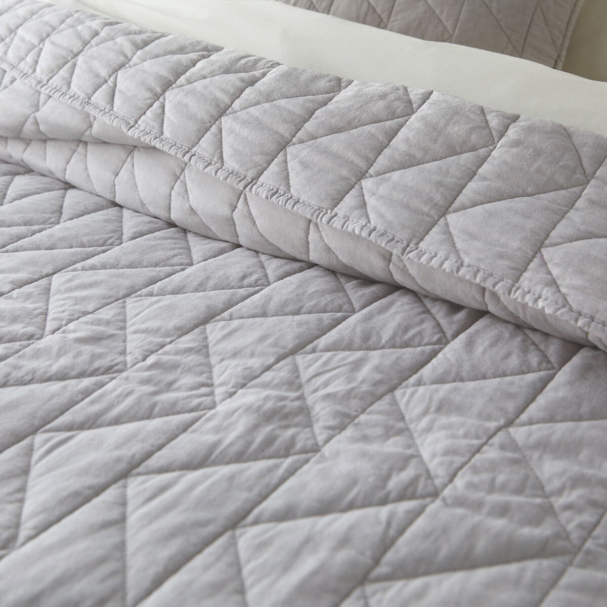 Couvre Lit Boutis Matelassé Coton Zig Zag Scenario — vue 3