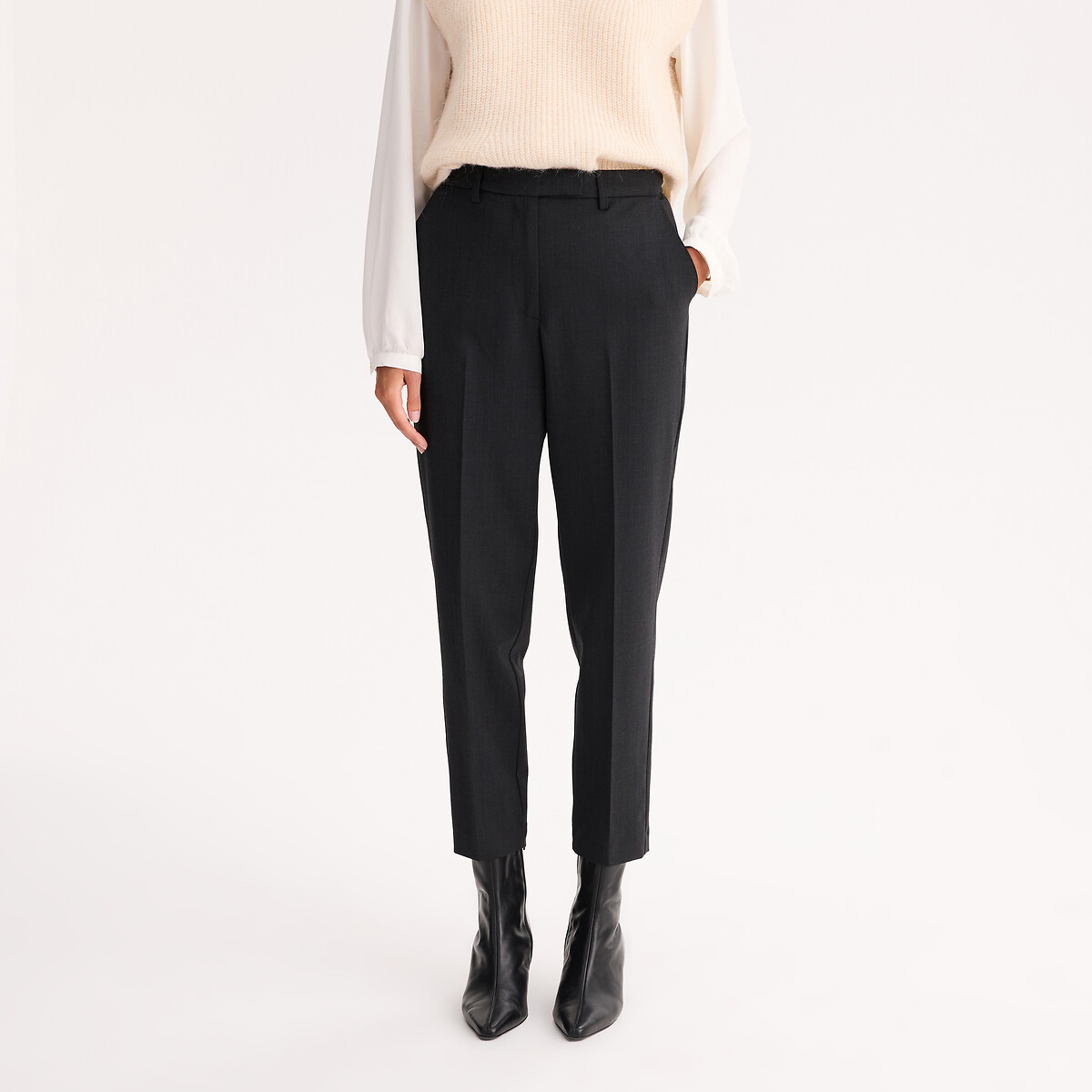 Pantalones chinos, en mezcla de lana elástica Mujer Talla 50. Color Gris