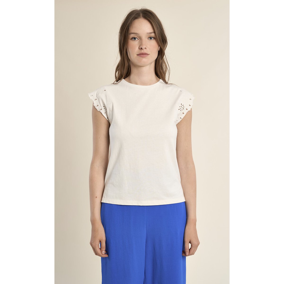 Molly Bracken Short Sleeve Crew Neck T-Shirt With Openwork Detail Women's White Medium
