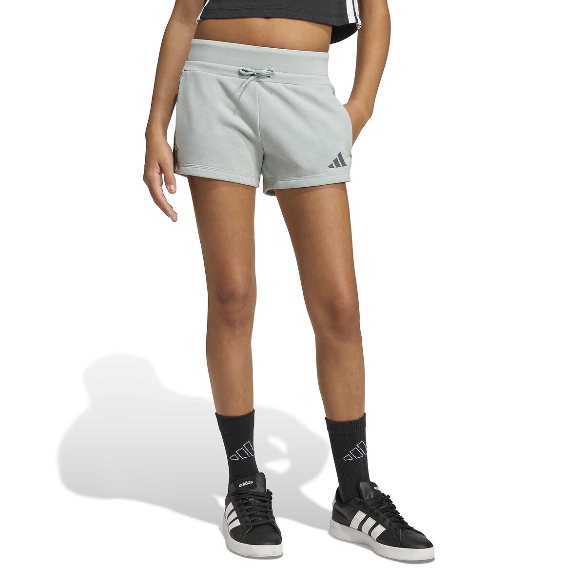Adidas Lichtgewicht Fleece Short, 3 Stripes Met Luipaardprint