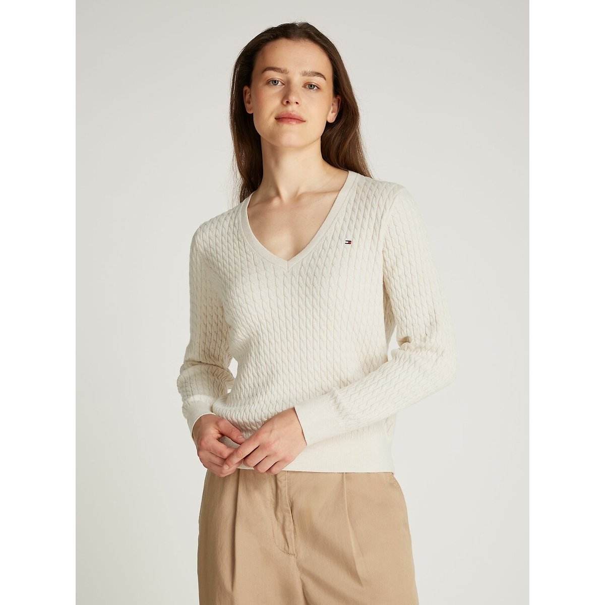 Tommy Hilfiger Women's Beige Cable Knit Jumper With V-Neck Small