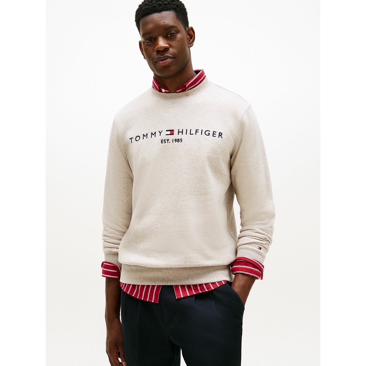 Tommy Hilfiger Sweatshirt TOMMY LOGO SWEATSHIRT met ronde hals en borduursel