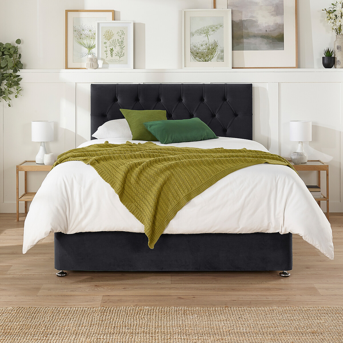Aspire Unisex Black Olivier Velvet Divan Bed With 4 Drawers Extra Small