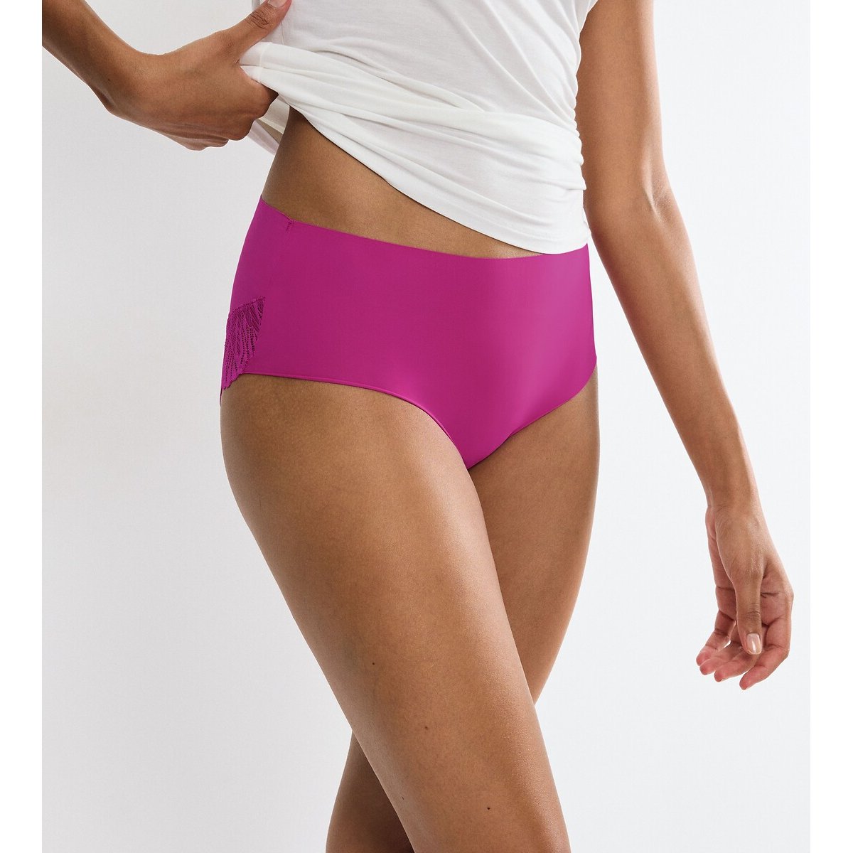Triumph Pretty Micro Hipster Briefs Women's Fuchsia Pink Small