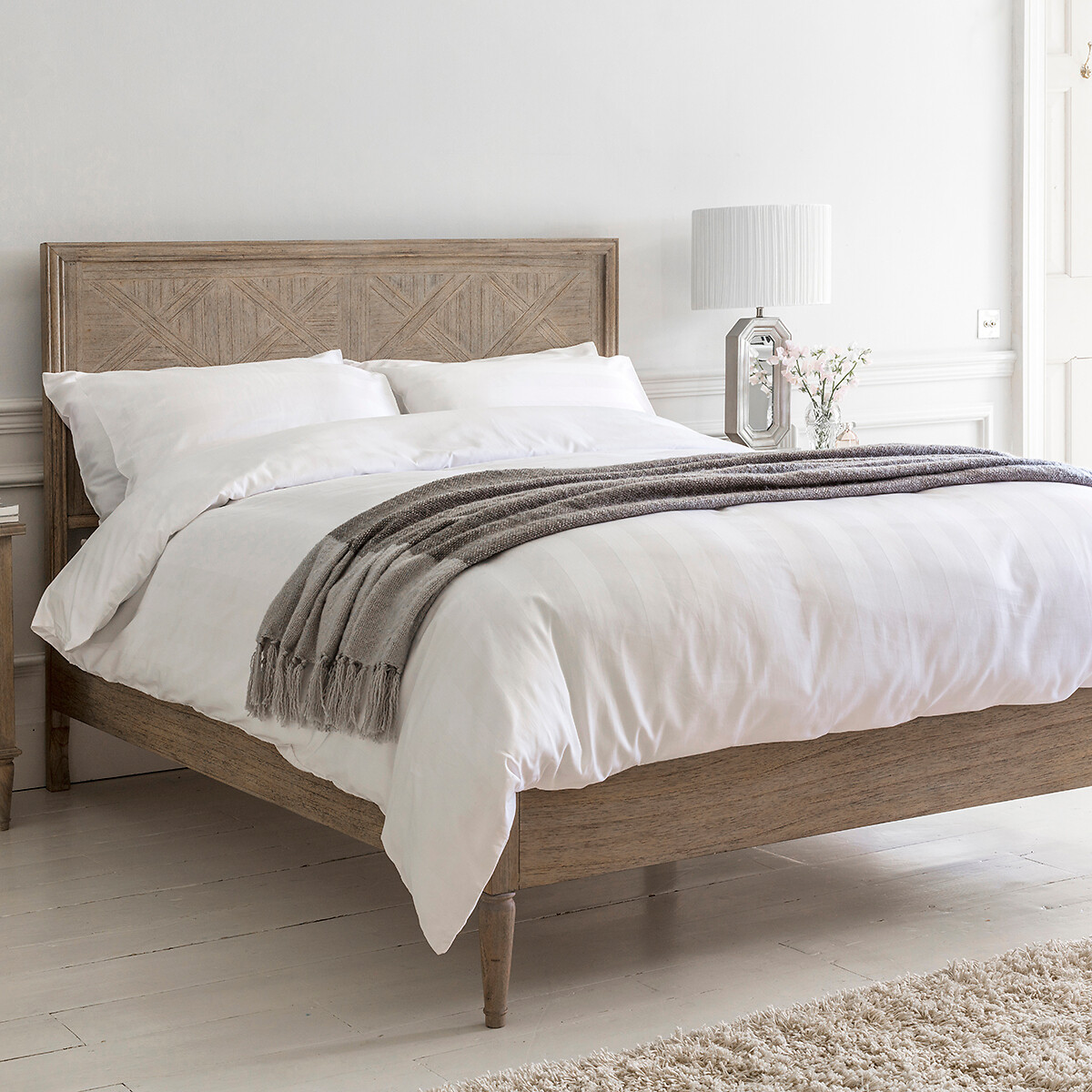 Édité Nashik Ash Wood Parquet Wood Bed Unisex Natural King Size (150 X 200Cm)