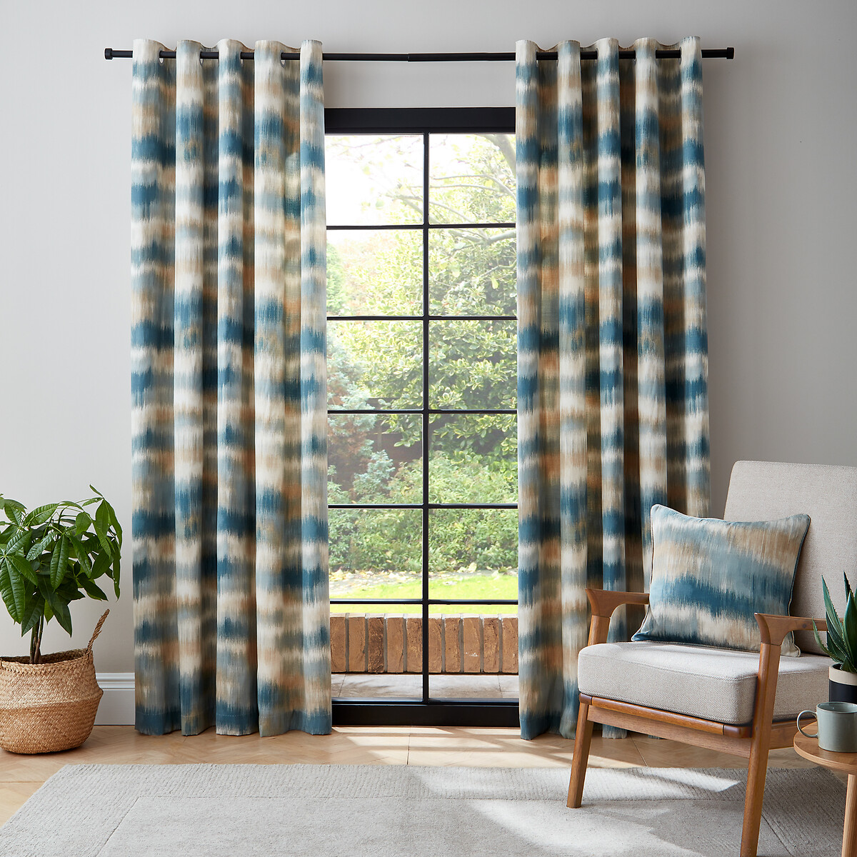 Catherine Lansfield Teal Ombre Textured Thermal Eyelet Curtains Size W229 X D229cm