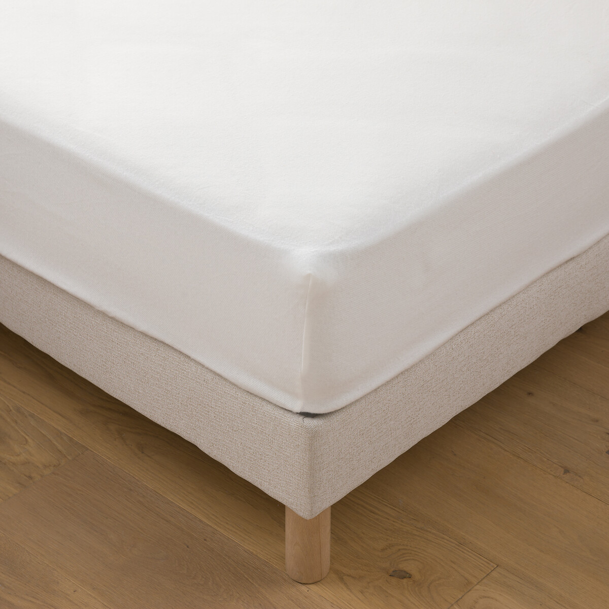 Protector de colchón de tejido de rizo absorbente, algodón orgánico, altura máxima 25 cm. Talla 90 x 200 cm. Color