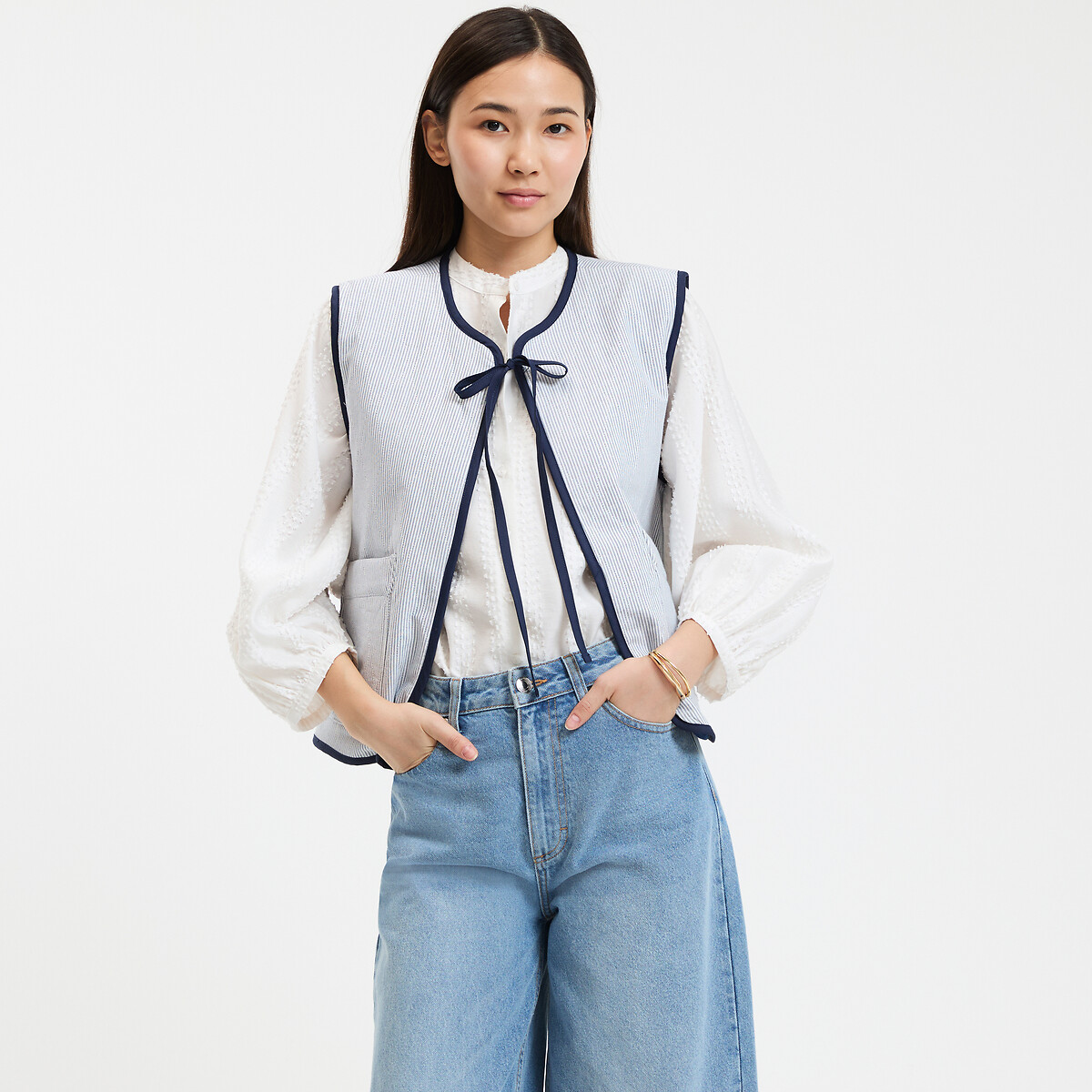 Cazadora vaquera sin mangas, reversible Mujer Talla XL. Color Azul