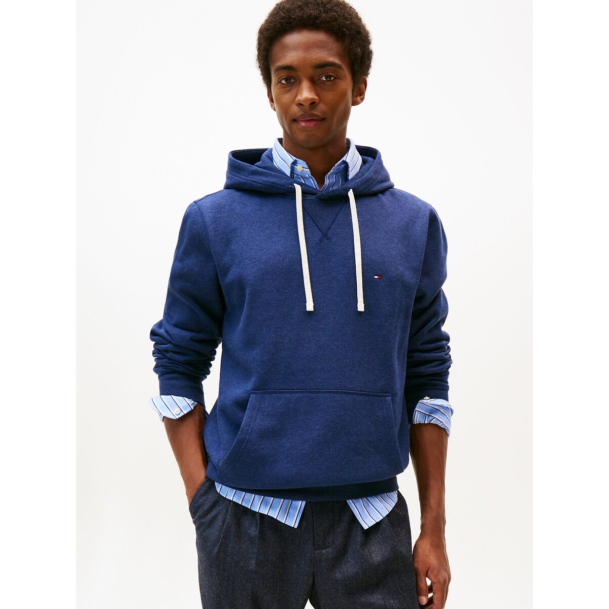 Tommy Hilfiger Hoodie ESS SEASONAL FLEECE HOODY met capuchon en kangoeroezak