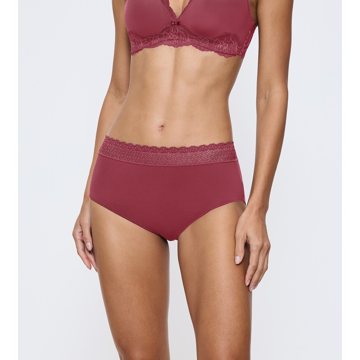 Triumph Midi-slip FEEL OF MODAL