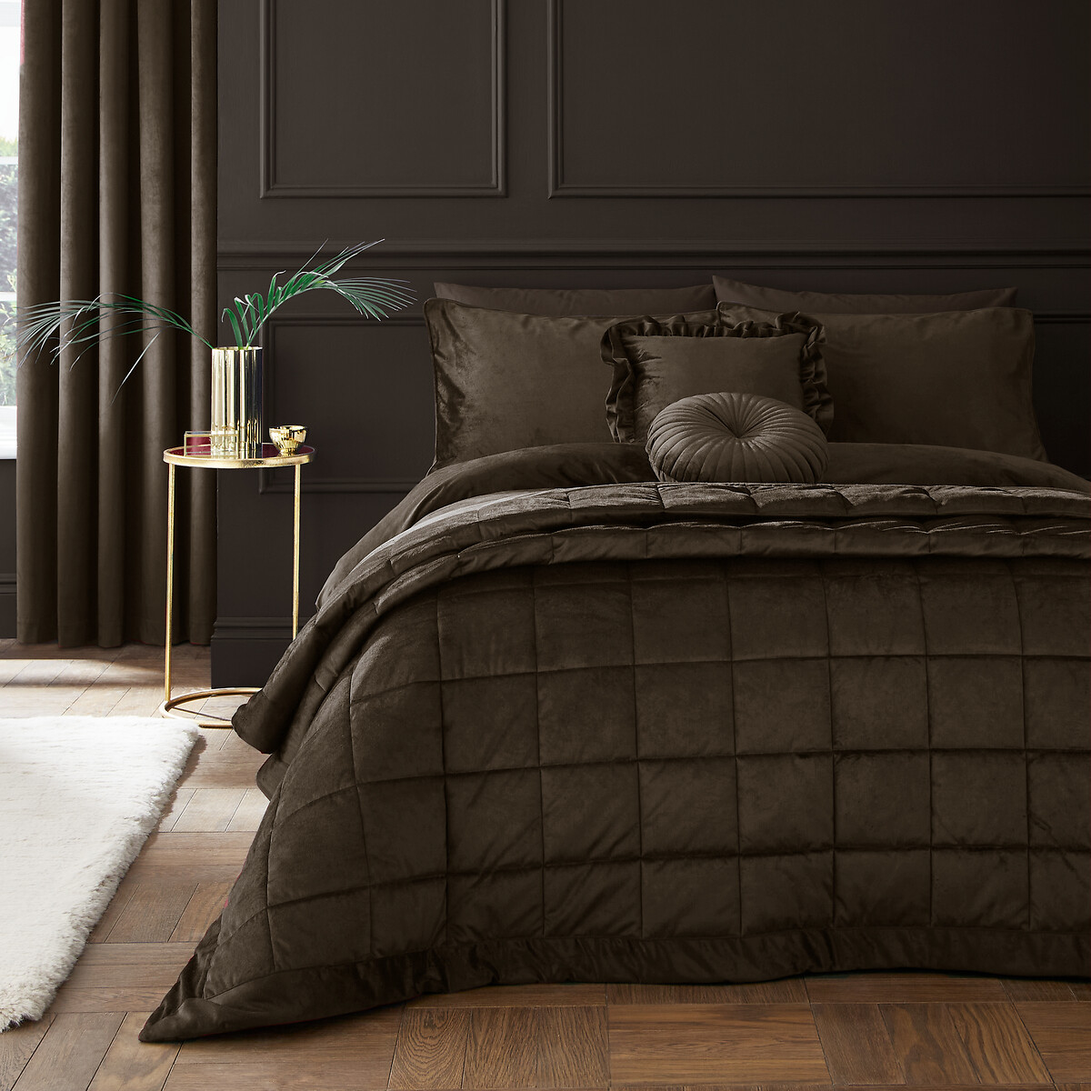 B&Q - Kingsley Matt Velvet Quilted 220X220Cm Bedspread Chocolate - Image 11