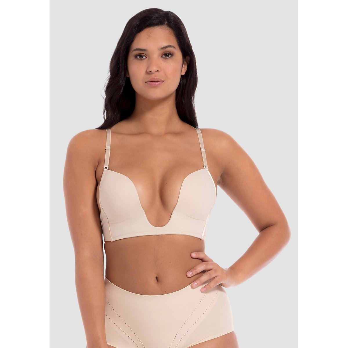 Magic Bodyfashion Women's Beige V-Neck Bra - Image 2