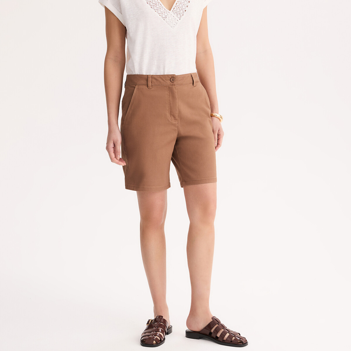 Pantalones cortos chinos, algodón elástico Mujer Talla 38. Color Marron