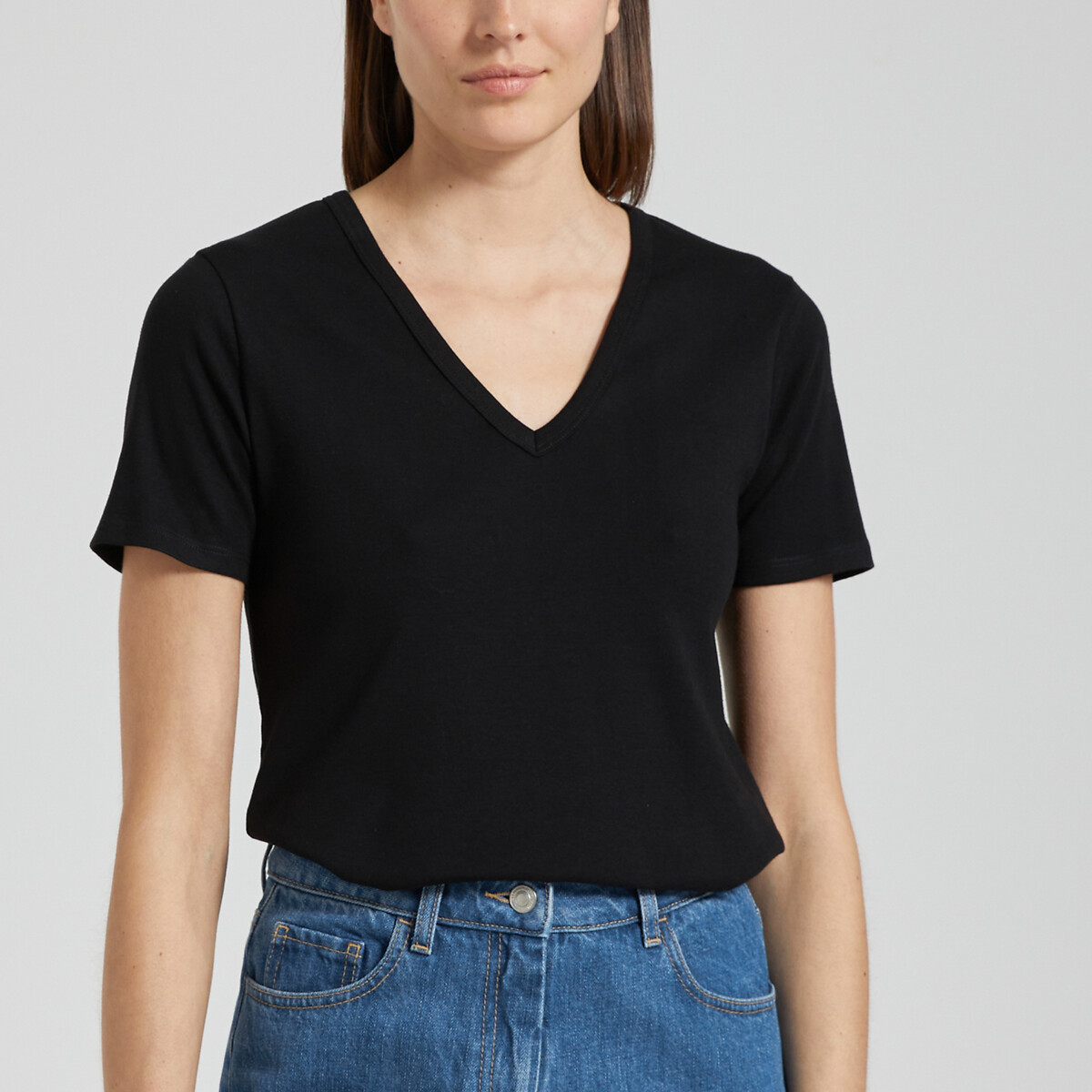 Petit Bateau Camiseta L'Iconique, cuello en pico, manga corta. Negro