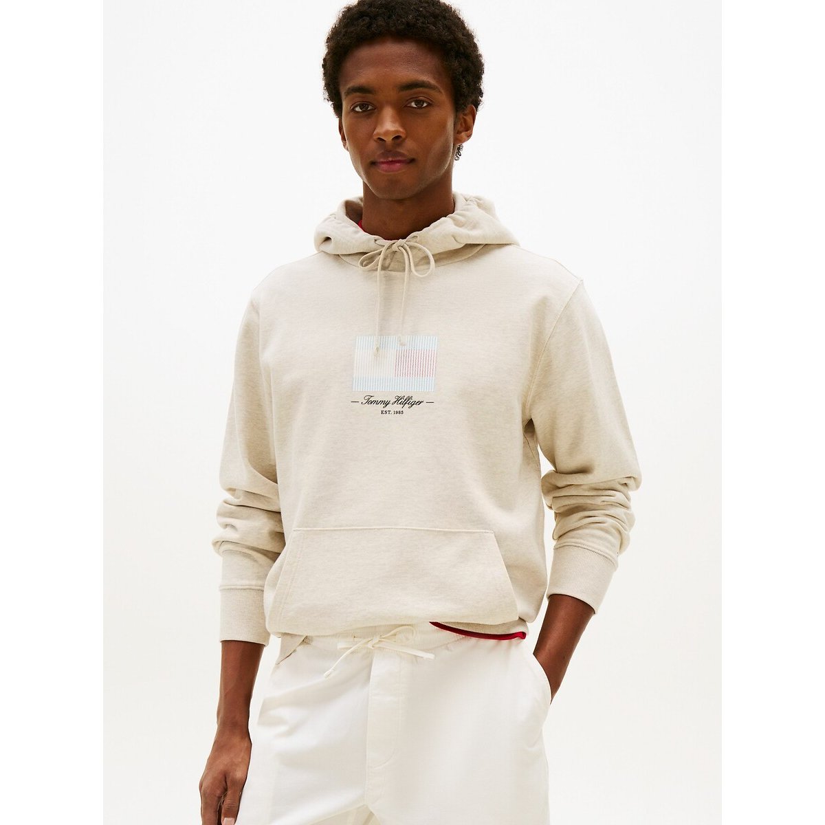 Tommy Hilfiger Men's Beige Hoodie With Flag Logo Medium