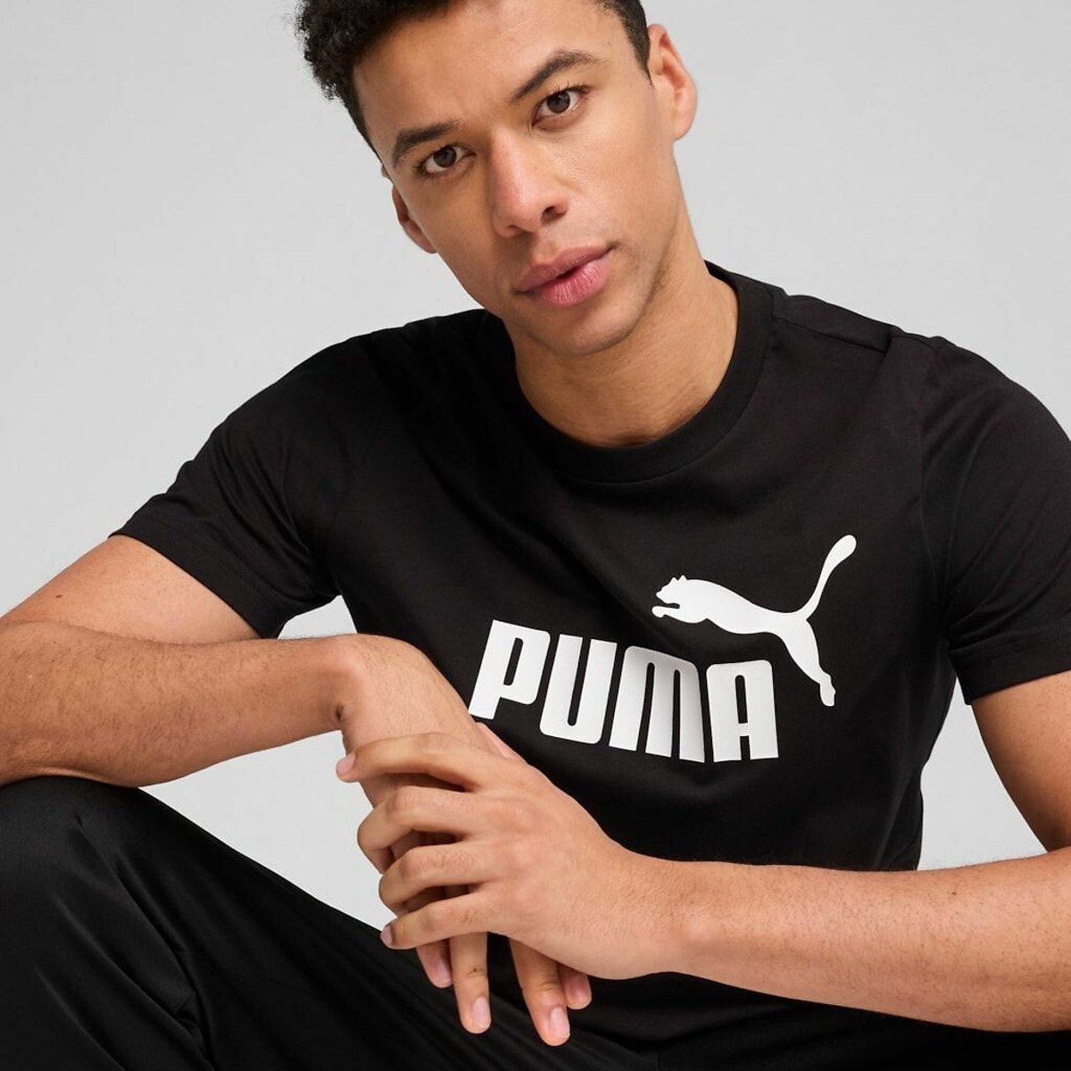 Puma Essential Logo T-Shirt With Short Sleeves Men's Black Small