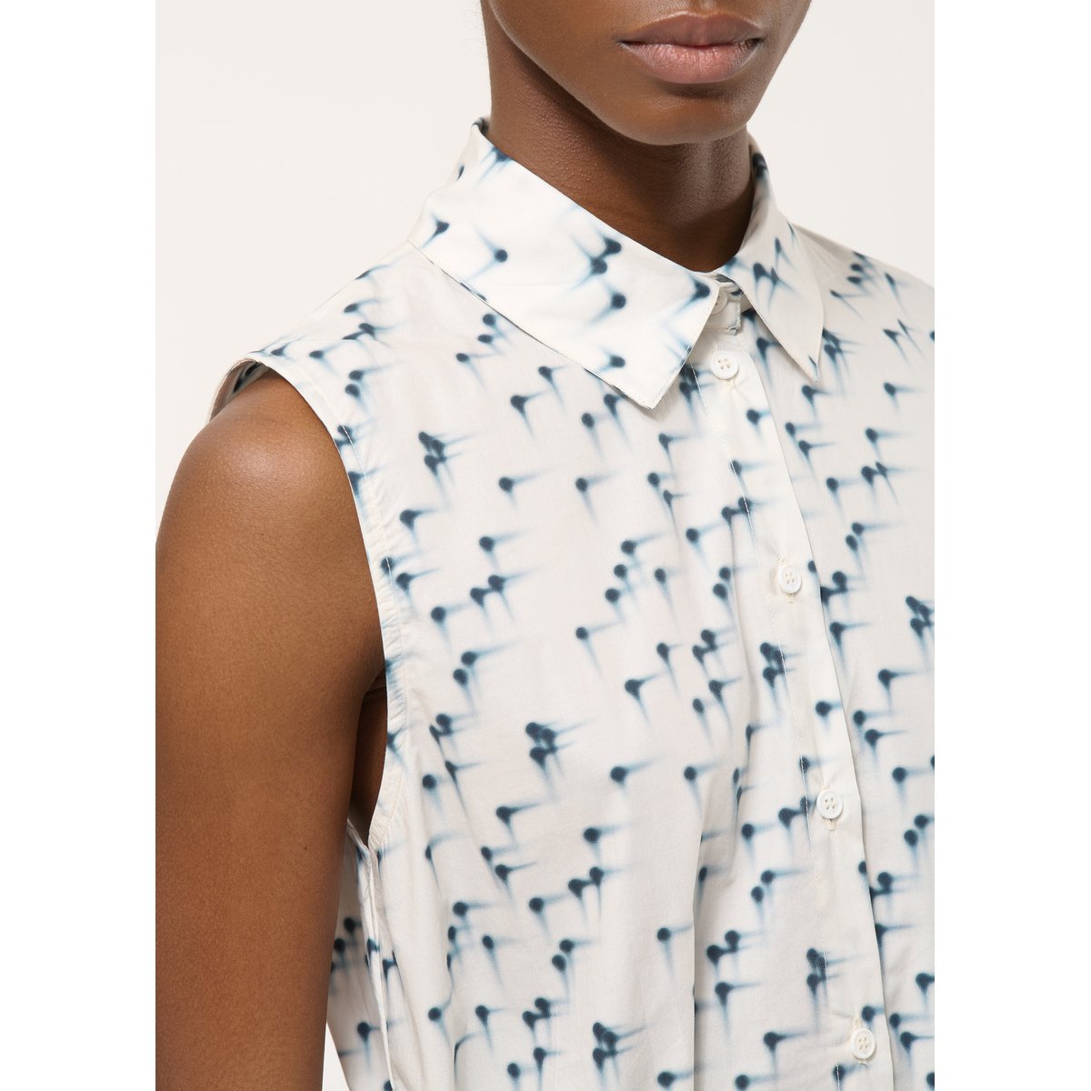 Robe chemise à pois en popeline de coton marine/off white, HUMILITY