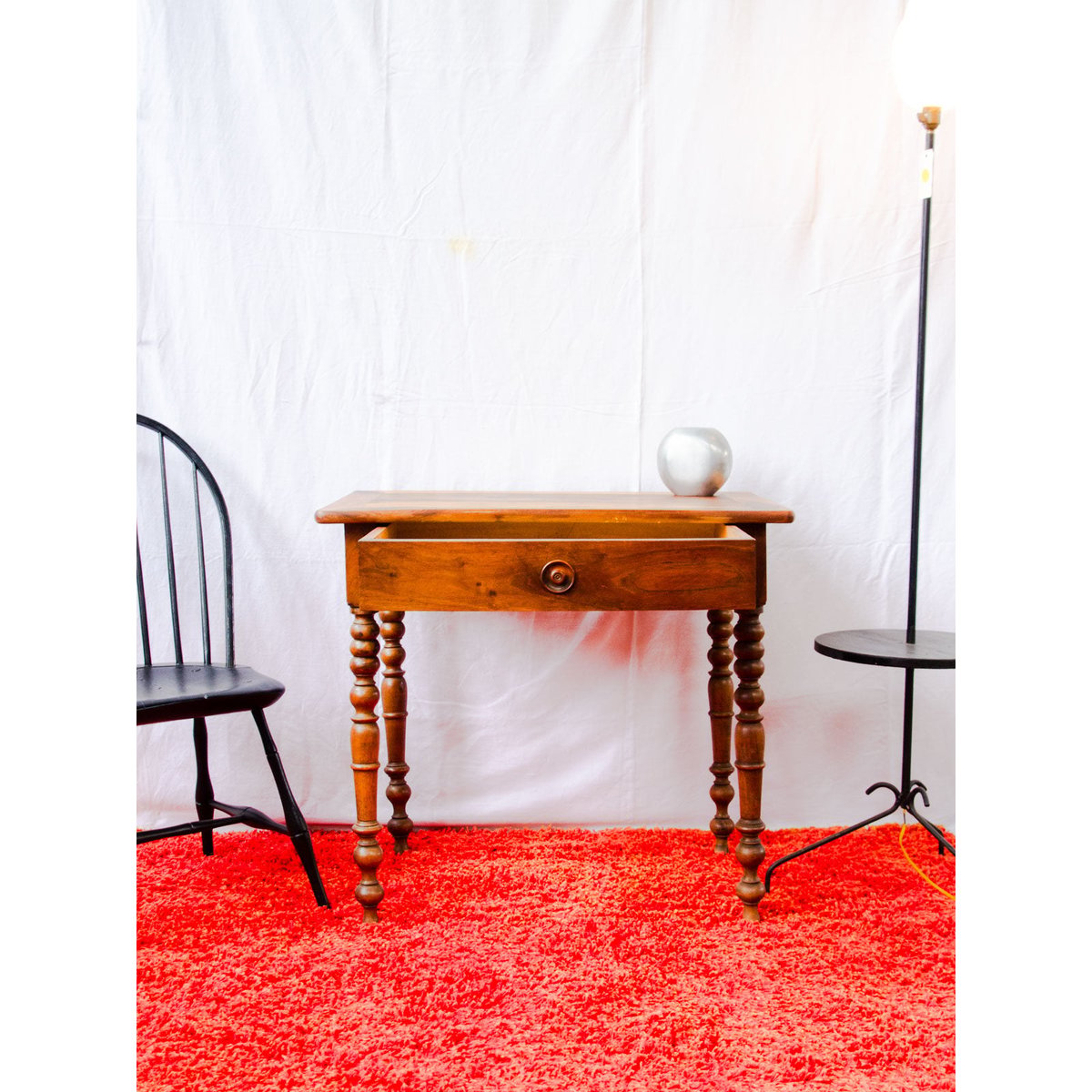 Bureau en merisier Edouard N°1120 - Bon état bois foncé, DEBONGOUT