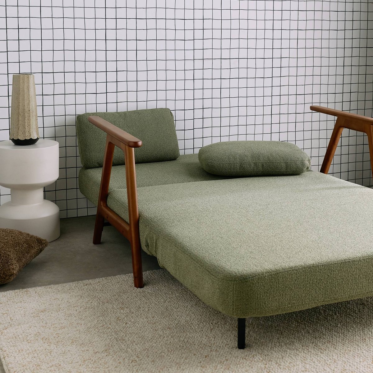 Banquette canapé convertible 2 places bois d'hévéa teinté noyer clair et bouclette texturée SVEN kaki, SWEEEK