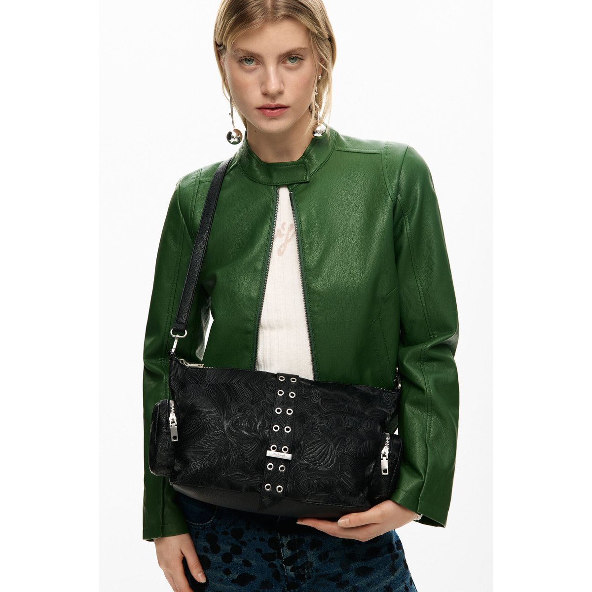 Sac moyen ajouré noir, DESIGUAL