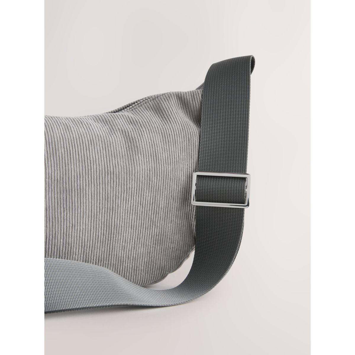Sac banane effet velours côtelé gris, NEXT