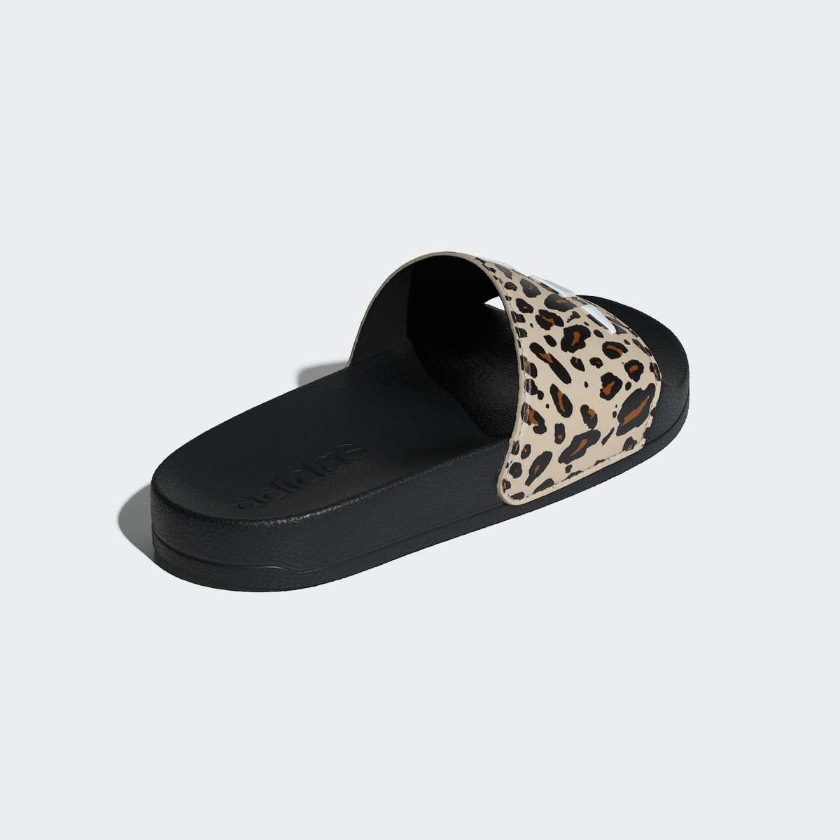 Claquette Adilette Shower Logo Enfants Claquette Adilette Shower Logo Enfants crystal linen / core white / core black, ADIDAS SPORTSWEAR