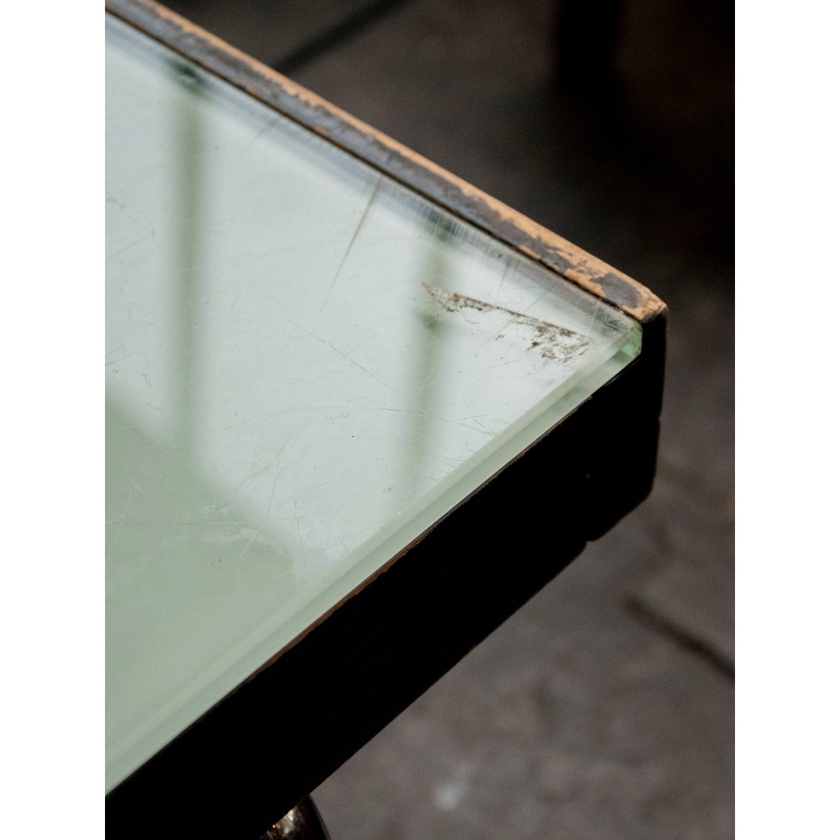 Grande table basse en verre Donna N°1547 - Bon état fumé, DEBONGOUT