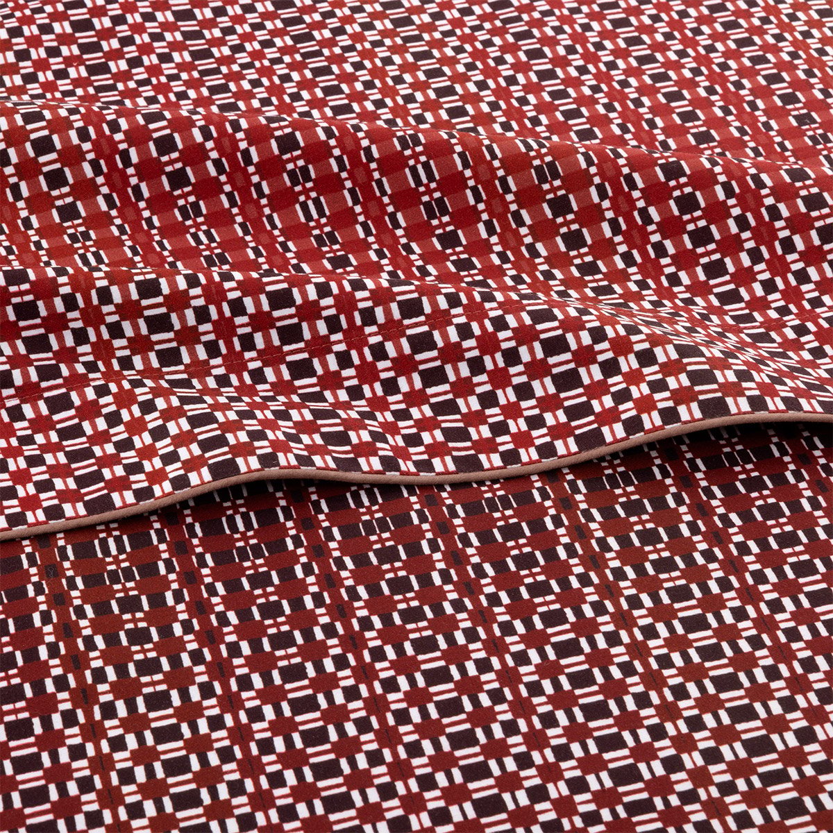 Drap plat en satin de coton rouge, VASSILY a motif, BOSS HOME