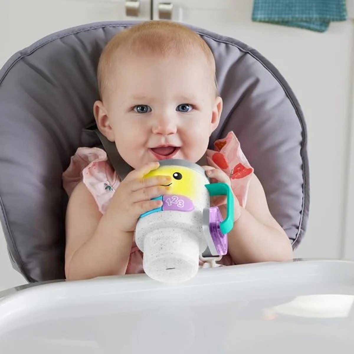 Fisher-Price - Jouet d'éveil interactif : tasse à café multicolore, MATTEL