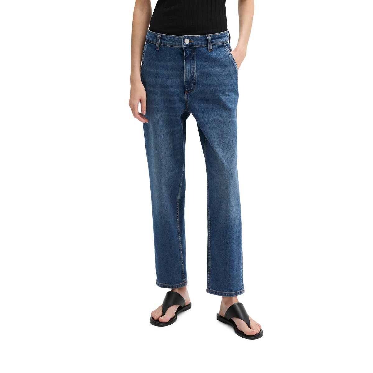 Jeans modèle Iva boyfriend cropped en mélange de coton organique bleu moyen, MARC O'POLO
