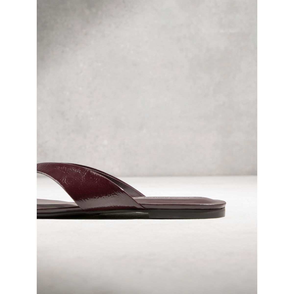Tongs en cuir à bout rond n. premium prune, NEXT