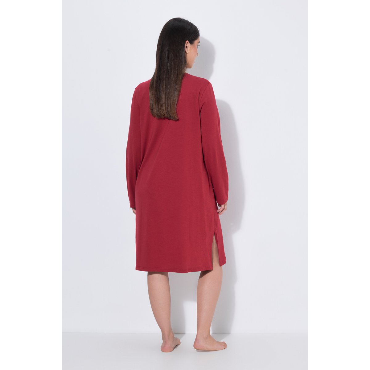 Chemise de nuit / grand T-shirt avec message rouge foncé, ULLA POPKEN