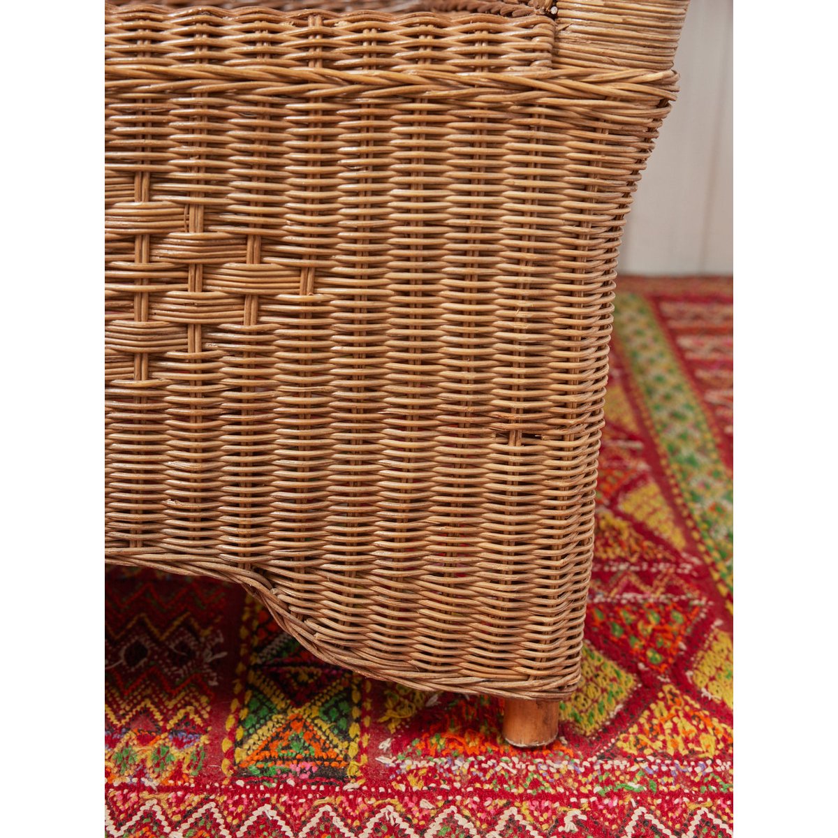 Grand fauteuil en osier Ernest N°1090 - Bon état bois clair, DEBONGOUT
