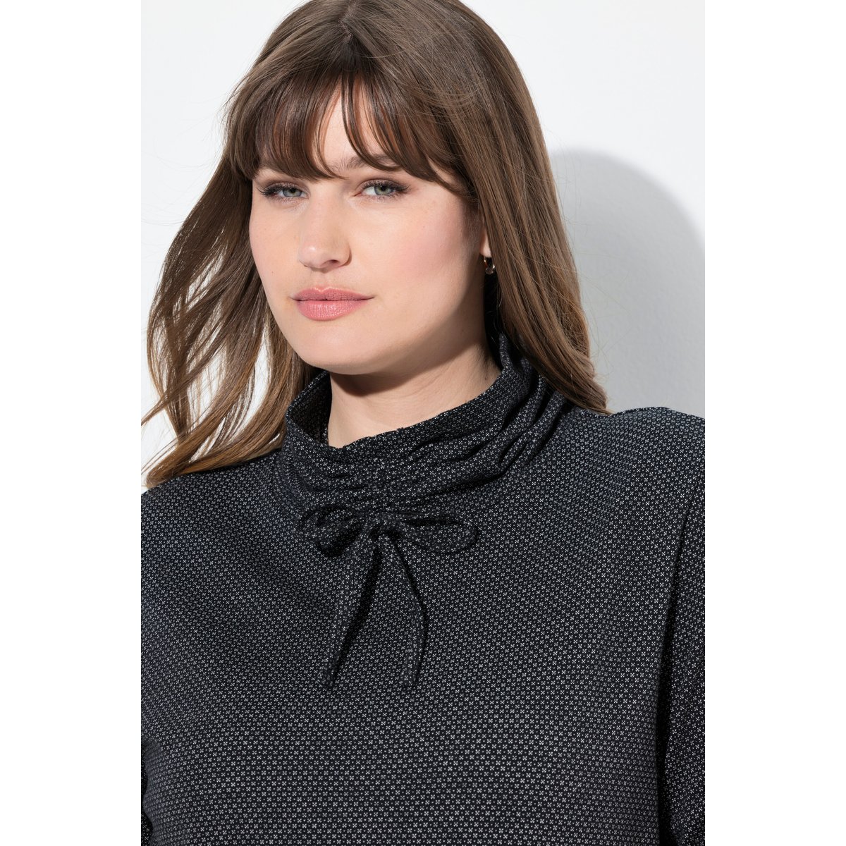 Sweat-shirt à col montant et manches longues noir, ULLA POPKEN