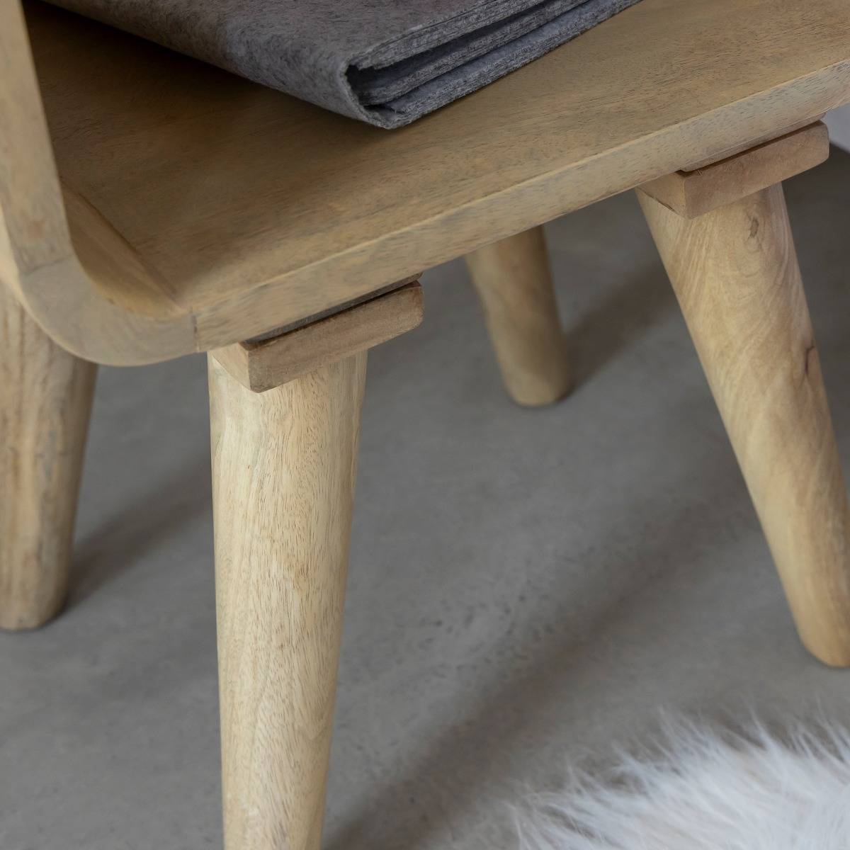 Table de chevet avec niche en bois de manguier MAËVA bois clair, MADE IN MEUBLES