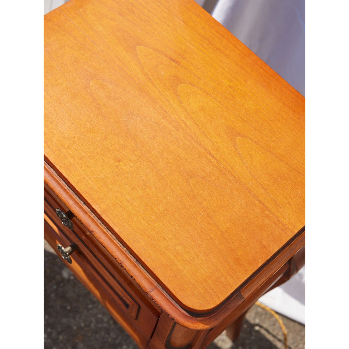Paire de chevets ancien Odile N°1476 - Bon état bois clair, DEBONGOUT