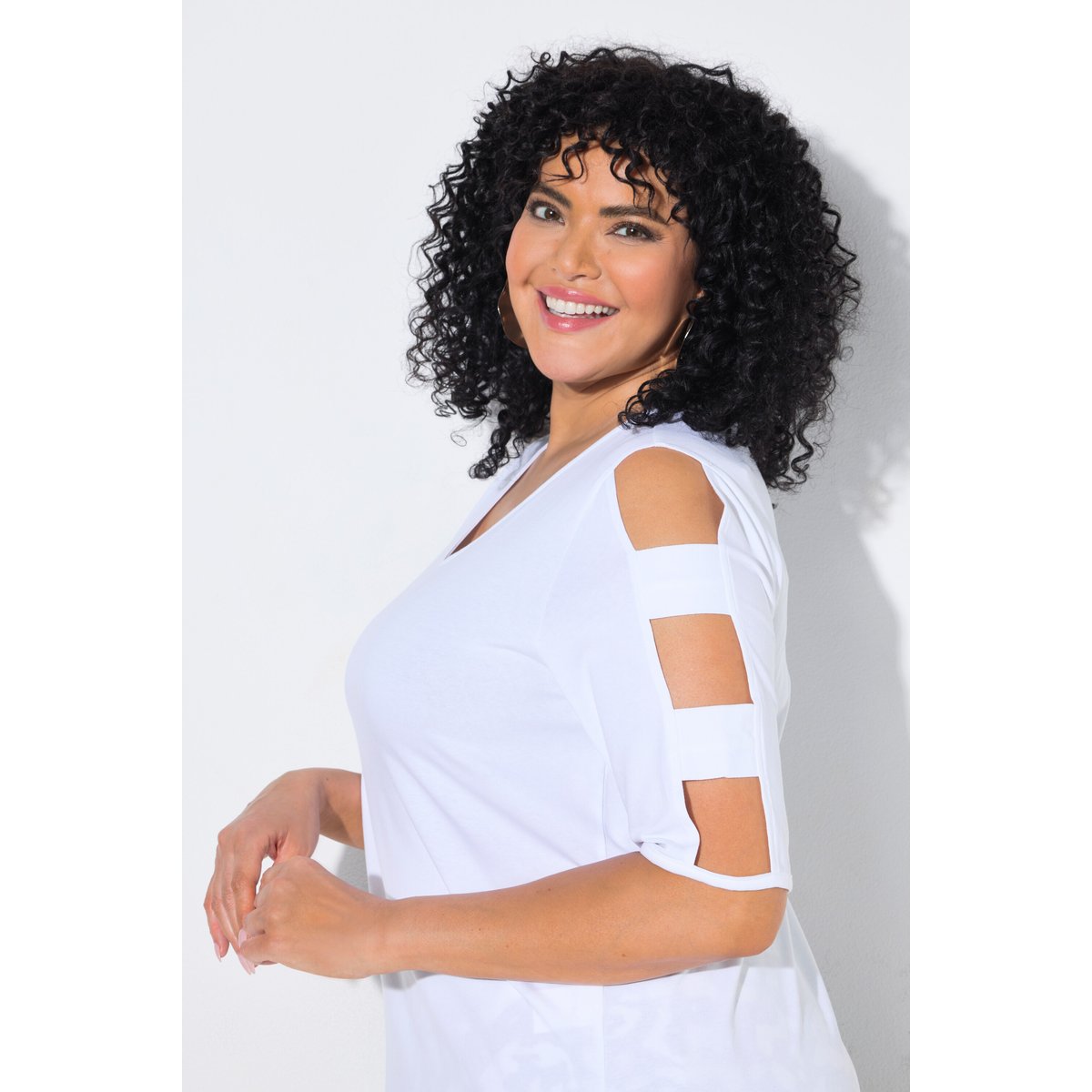 T-shirt décolleté en V et manches courtes blanc cassé, ULLA POPKEN