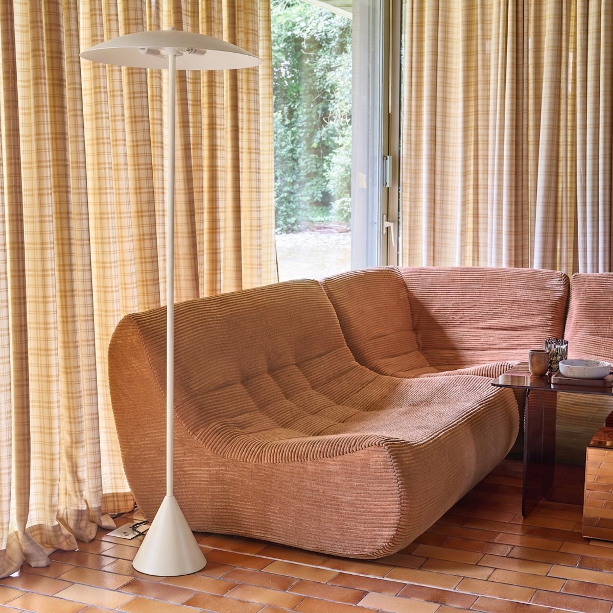 Lampadaire intérieur métal Ø50cm LYSE beige, SWEEEK