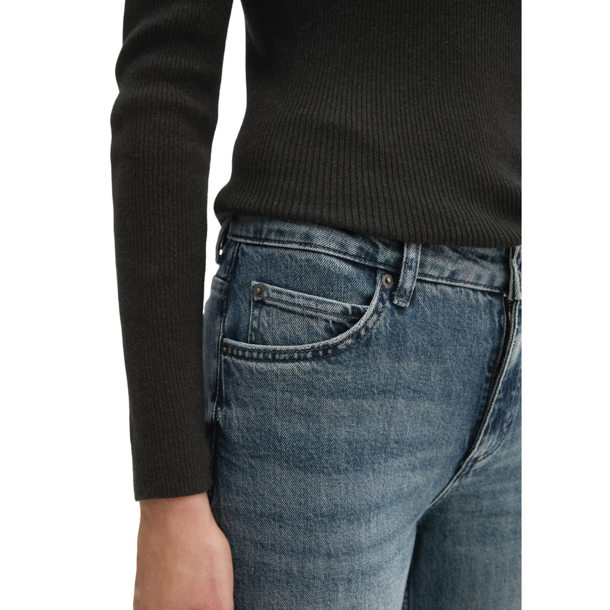 Jeans modèle Fjona évasés en un mélange doux de coton et de lyocell gris, MARC O'POLO