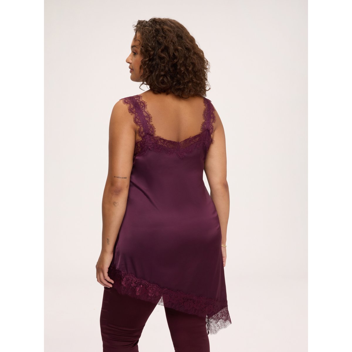 Top avec détails en dentelle burgundy, FIORELLA RUBINO