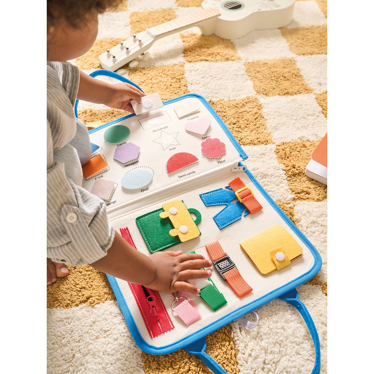 Livre d'éveil multi-activités multicolore, VERTBAUDET